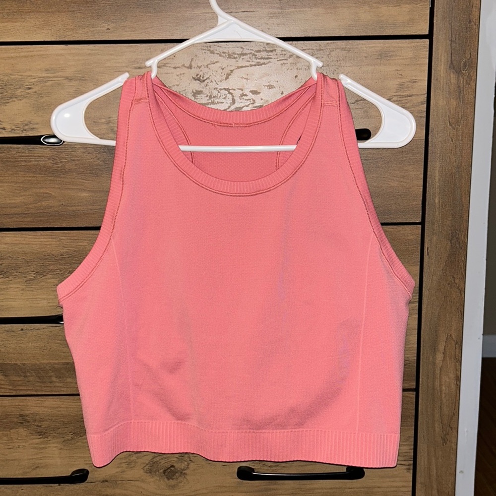 Old Navy Pink Workout Tank (fits a medium!)